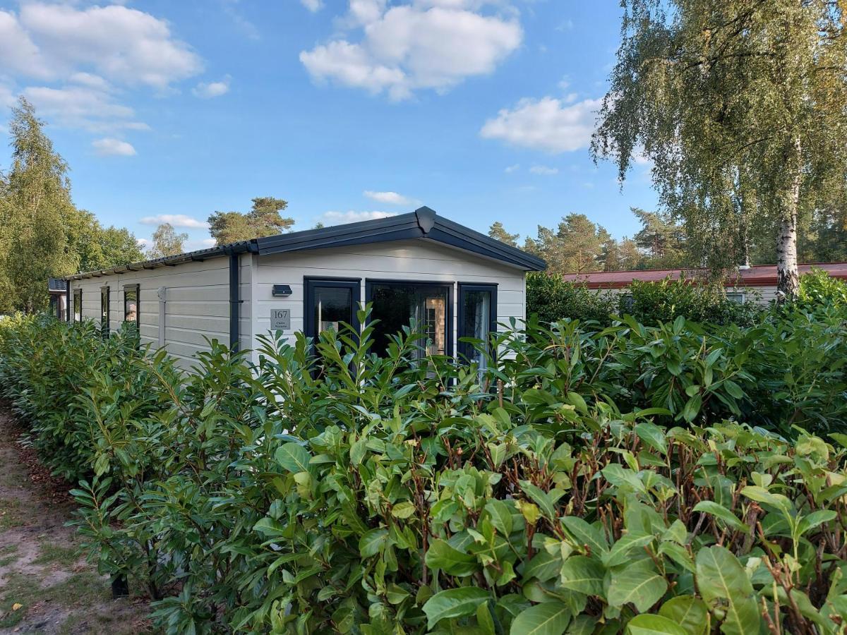 Chalet Wanama. Gelegen Op Het Vakantiepark Het Lierderholt Op De Veluwe. Beekbergen Exterior foto